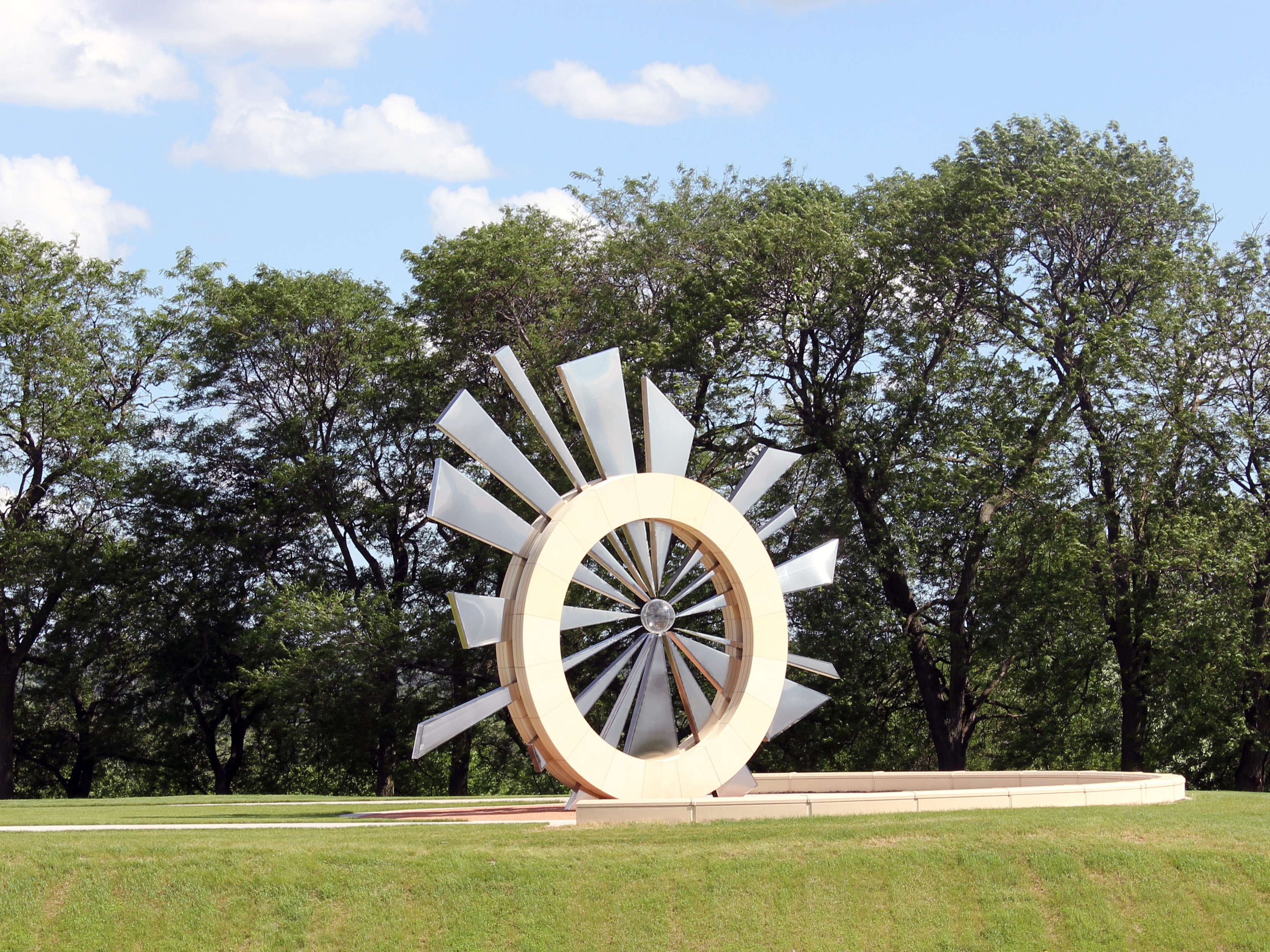 Shattering Silence photo by Des Moines Public Art Foundation