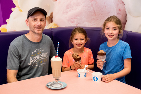 Wells Visitor Center & Ice Cream Parlor, Le Mars, Iowa